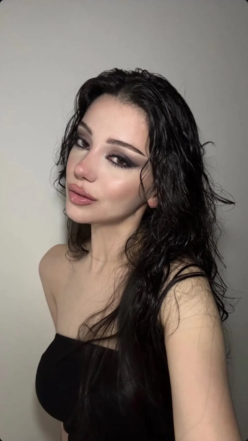 Izmirli Keçiören Escort | Benimle Tanışmak İster misin?